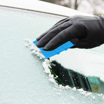 multi-use auto vinyl styling &amp; windshield ice scraper tool - $169.25 MXN
