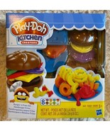 NEW Play Doh Kitchen Creations Burgers ‘N Fries Set 8 Containers Bun Plates - $23.64 CAD