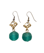 Vintage Green Chalcedony Yellow Gold Plated Wire Dangle Drop Earrings  Hook - £66.11 GBP