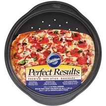 Wilton Perfect Results Pizza Crisper Pan Premium Non Stick 14.25&quot; - £23.84 GBP