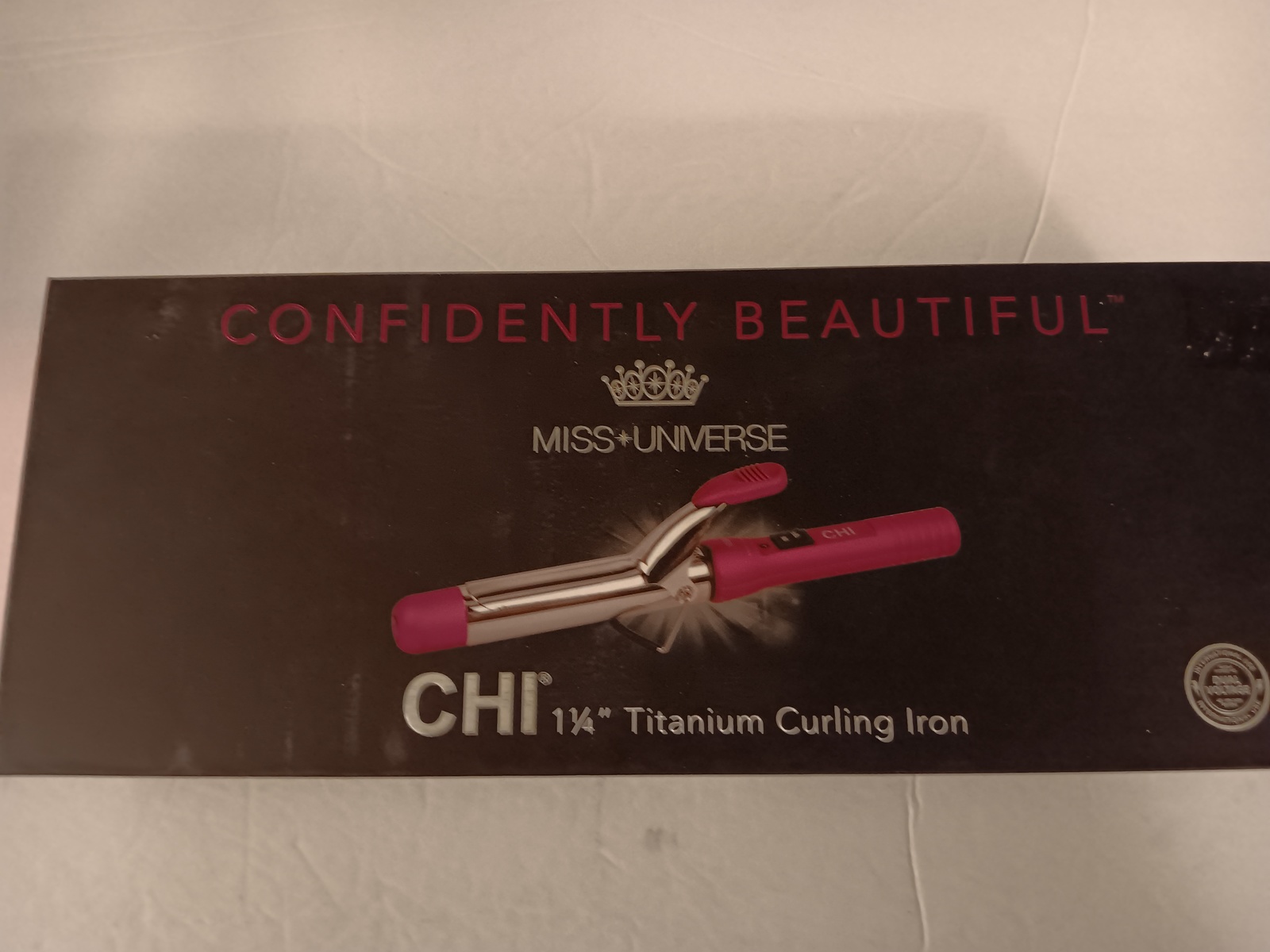 Primary image for CHI Miss Universe Illuminate Titanium 1.25" Spring Dual Voltage Curling Iron 