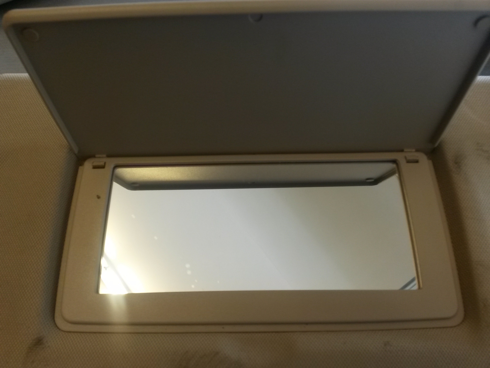 Passenger Right Sun Visor For 07-13 Chevrolet Suburban 2500  6.0 - $62.37