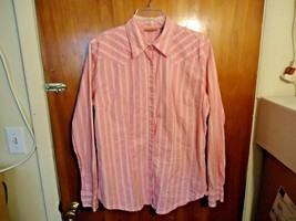 Wrangler Size L Pink &amp; White Long Sleeve Check / Striped Snap Down Shirt - £15.46 GBP
