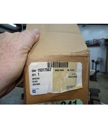 GM 19317562 Window Glass Van  General Motors OEM - $1,448.56 MXN