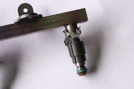 2006-2010 INFINITI M45 RIGHT SIDE FUEL RAIL INJECTORS J1173 image 2