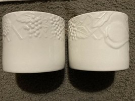 PIER 1 IMPORTS Embossed White Fruit Coffee Cups Mugs Set of 2 - £12.83 GBP