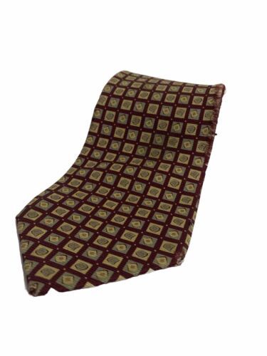 Primary image for Burberrys 100% Silk Tie Men’s One Size Red Paisley Square Design Tie Necktie 