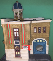 Dept 56 Hollydale’s Department Store Christmas in the City Streets Series 5534-4 - £61.76 GBP