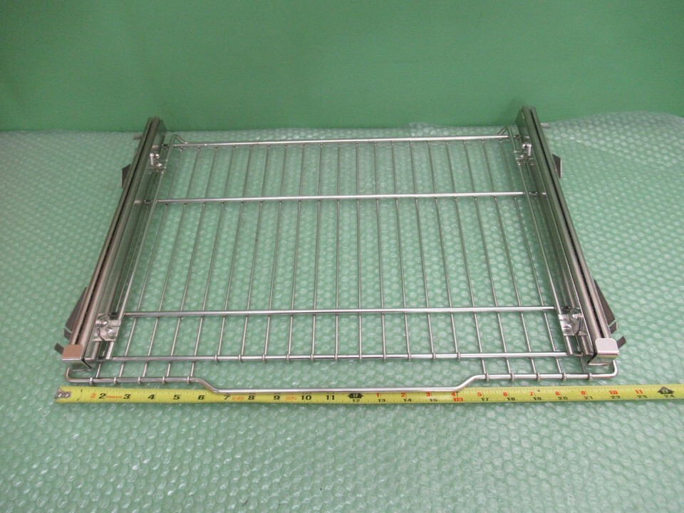812692 WLF812692 Wolf 30" Wall Oven Extension Ball Bearing Sliding Rack Item image 3