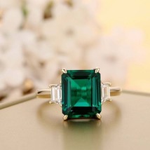 14k Yellow Gold Plated Silver 3Ct Simulated Emerald 3-Stone Engagement Ring - £109.20 GBP