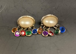 Marvella Pierced Earrings Large Faux Pearl and Dangling Multicolor Beads - $213.82 MXN