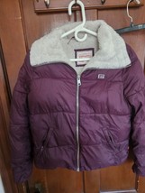 Levi`s  Womens Sherpa Line Puffer Jacket Burgundy Size Medium - £15.30 GBP