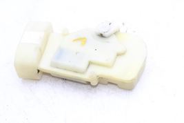 CELICA 00-05 Front Driver Left Door Lock Actuator Motor 72404 image 6