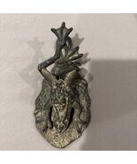 Vintage verdigris cast iron bronze frog lily pad cop letter holder desk - $74.25