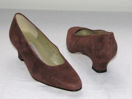 Bandolino suede size 5 1/2 Brown Pumps Heels Shoes 5.5 Medium - £31.00 GBP
