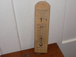 Vintage Manchester Grain Co. Purina Chow Wooden Advertising Thermometer - $1,384.01 MXN