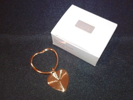 AVON Gold Tone Dangling Heart Key Ring - £3.17 GBP