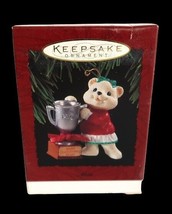Vtg Hallmark Keepsake Ornament Mom in Box 1994 Handcrafted Bear Trophy Cute - £9.59 GBP