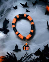 Haunted House Bracelet - $92.63 MXN