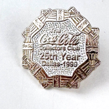 Vintage 1999 The Coca-Cola Collectors Club 25th Year Dallas Label / Hat Pin - £22.15 GBP