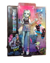 Monster High FRANKIE STEIN G3 Reboot Doll Mattel 2022 Deluxe Set w/ Watzie Pet - £21.58 GBP