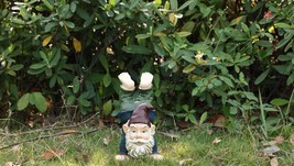 Garden Gnome Statue Handstand Yard Lawn Ornament Entryway Decoration - $41.49