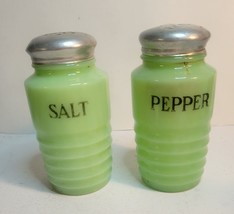 Jeanette Jadeite Uranium Salt &amp; Pepper Shakers Ribbed - £66.84 GBP