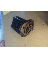 JLG Gear Pump 1001190143  1PN.192.CGS/582  041123-126 - $6,354.01 MXN