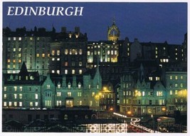 Postcard Edinburgh The Old Town At Night Scotland UK - £3.15 GBP