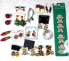 Christmas Jewelry Lot 15 Pc Button Covers Bracelet Pendant Earrings Holiday - £13.15 GBP