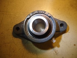 FL207 2 Bolt Pillow Block Flange Bearing UC207-20 - $29.69