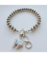 VINTAGE SILVER FLOWER STAMPED &#39;&#39;NAVAJO PEARLS&#39;&#39;  BEAD BRACELET 32.6 g  8&quot; - $397.57 CAD