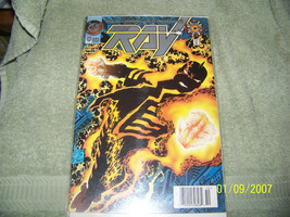 vintage 1994 dc comic book   {the ray} - $7.92