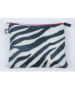 BATH &amp; BODY WORKS BLACK WHITE ZEBRA RED TRIM COSMETICS CASE MAKEUP BAG P... - $88.85 MXN