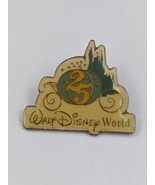 VTG Walt Disney World 25th Anniversary Cast Pin Cinderella Castle Carriage - £8.52 GBP