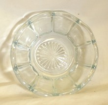 Scalloped Custard Berry Bowl Clear Glass - £7.74 GBP