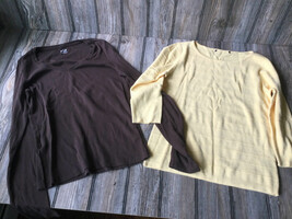 Lot of 2 a.n.a A New Approach &amp; Yellow Knit Long Sleeve Top Shirts Sz M - £9.49 GBP