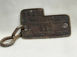 1936 BRASS DOG TAG LICENSE NUMBER 812 PHILA. COUNTY PA POLICE DIST 38 - £19.94 GBP