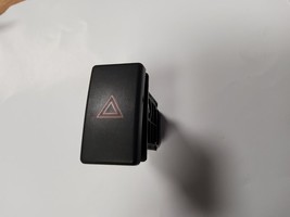 Toyota Avensis 157963 Hazard Light Switch - $18.50