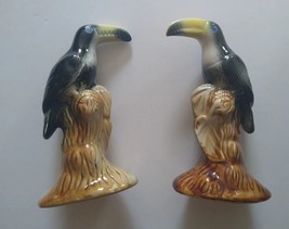 2 Vintage MCM Toucan Bird Glazed Ceramic Figurines 204B - £9.53 GBP