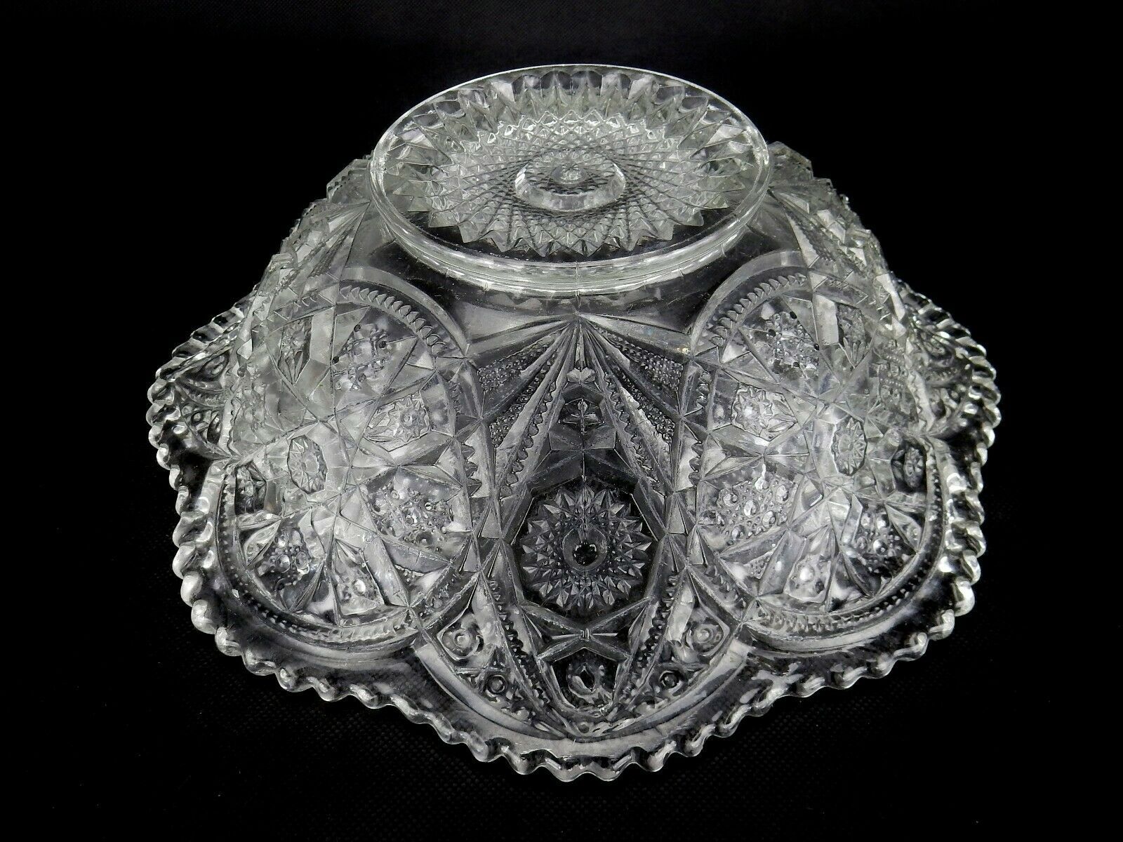 EAPG Clear Glass Decorative 10" Serving Bowl with Sawtooth Edging Vintage 1900's Item image 3
