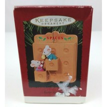 1995 Hallmark Keepsake Ornament Sister To Sister Cute Mice In Spice Rack - $7.71