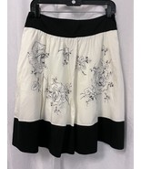 BCBG Maxazria Women&#39;s Skirt Ivory &amp; Black Embroidered Flowers Size 2 - $28.71