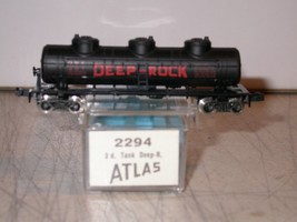 ATLAS N Gauge 2294 DEEP ROCK TRIPLE DOME TANK CAR Exc. in Case - £11.70 GBP