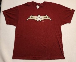 2012 DC WONDER WOMAN 52 SYMBOL Logo - BURGUNDY ADULT  T-Shirt Graphitti Xl - $21.28