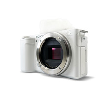 Sony Alpha ZV-E10 - APS-C Interchangeable Lens Mirrorless Vlog Camera - White - £876.35 GBP