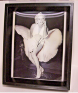 Marilyn Monroe  Holographic 3D Photo in Black Wooden Frame 11&quot; x 9&quot; x 2&quot;... - $29.67