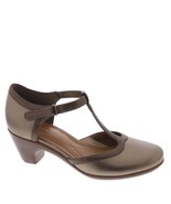 Easy Spirit Women&#39;s Cara Pump, Bronze 750, 10 - $84.62 CAD