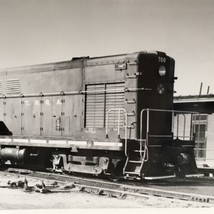 Terminal Railroad Assoc St Louis Railroad TRRA #700 F-10 Locomotive Train Photo - £7.43 GBP