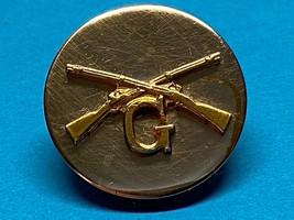 1937-1943, WWII, TYPE III, GILT, COLLAR DISK, COMPANY G, ENLISTED, INFANTRY - $9.90
